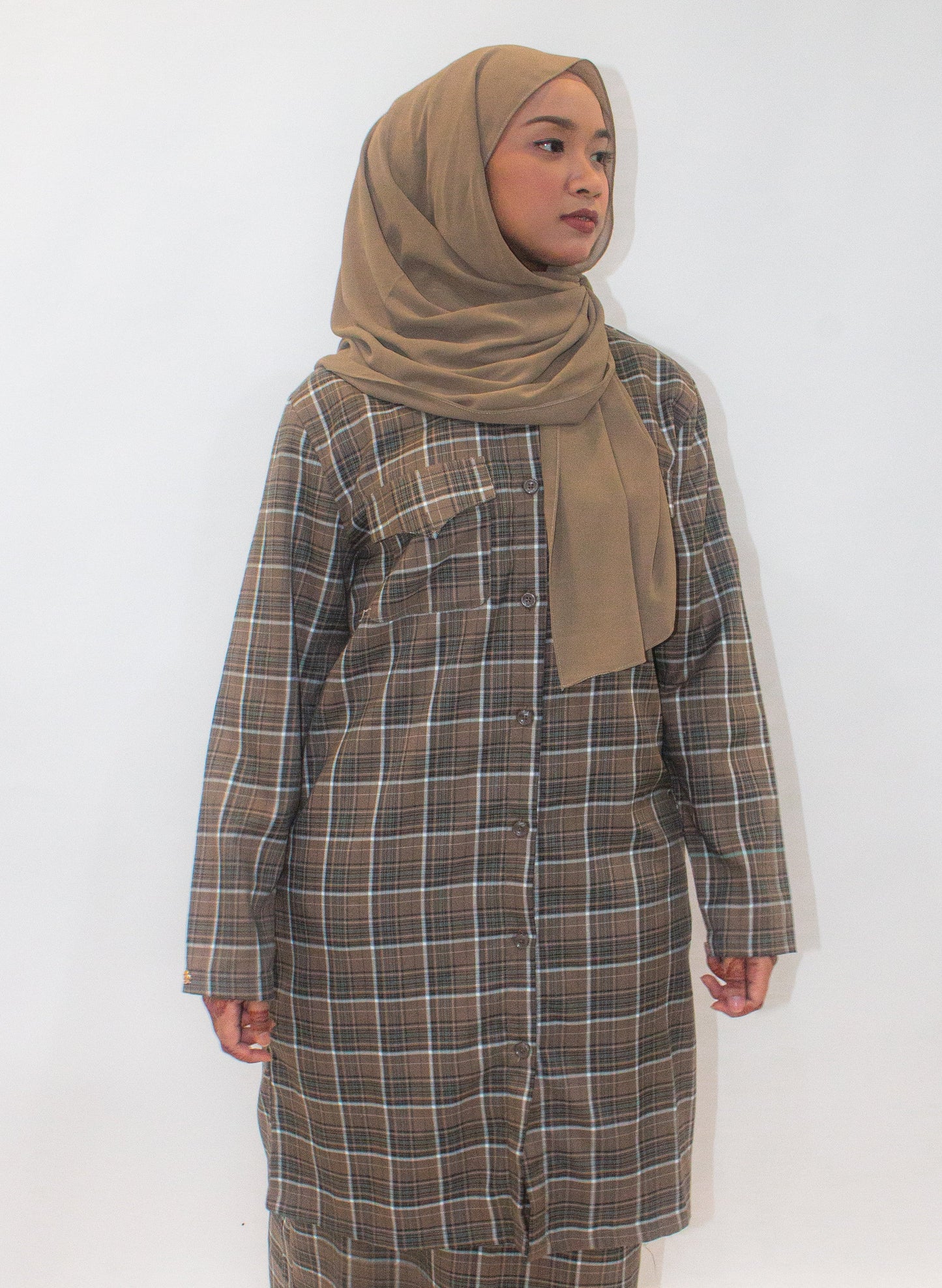 Curve Brunette Flannel Long Top