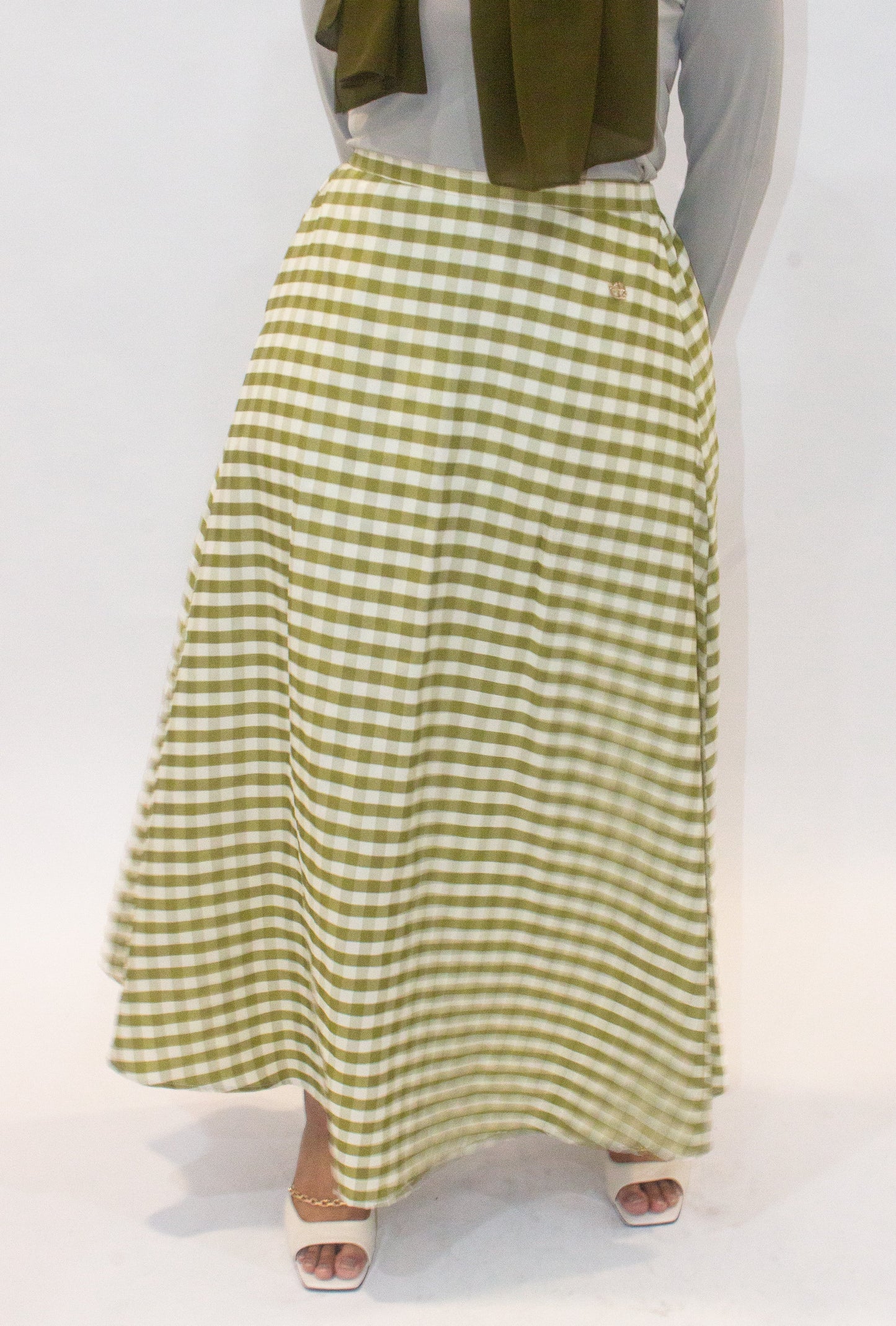 Curve Checkered Maxi Skirt