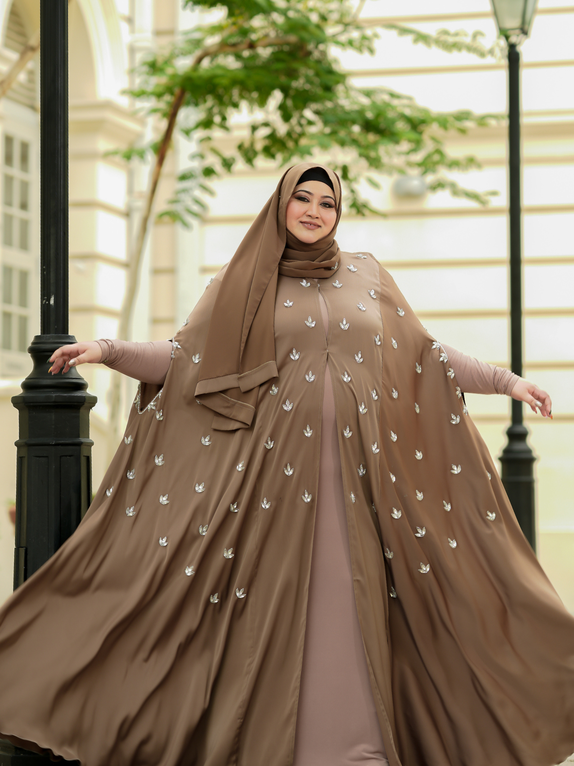Monarch Muse Cape in Sienna Luxe