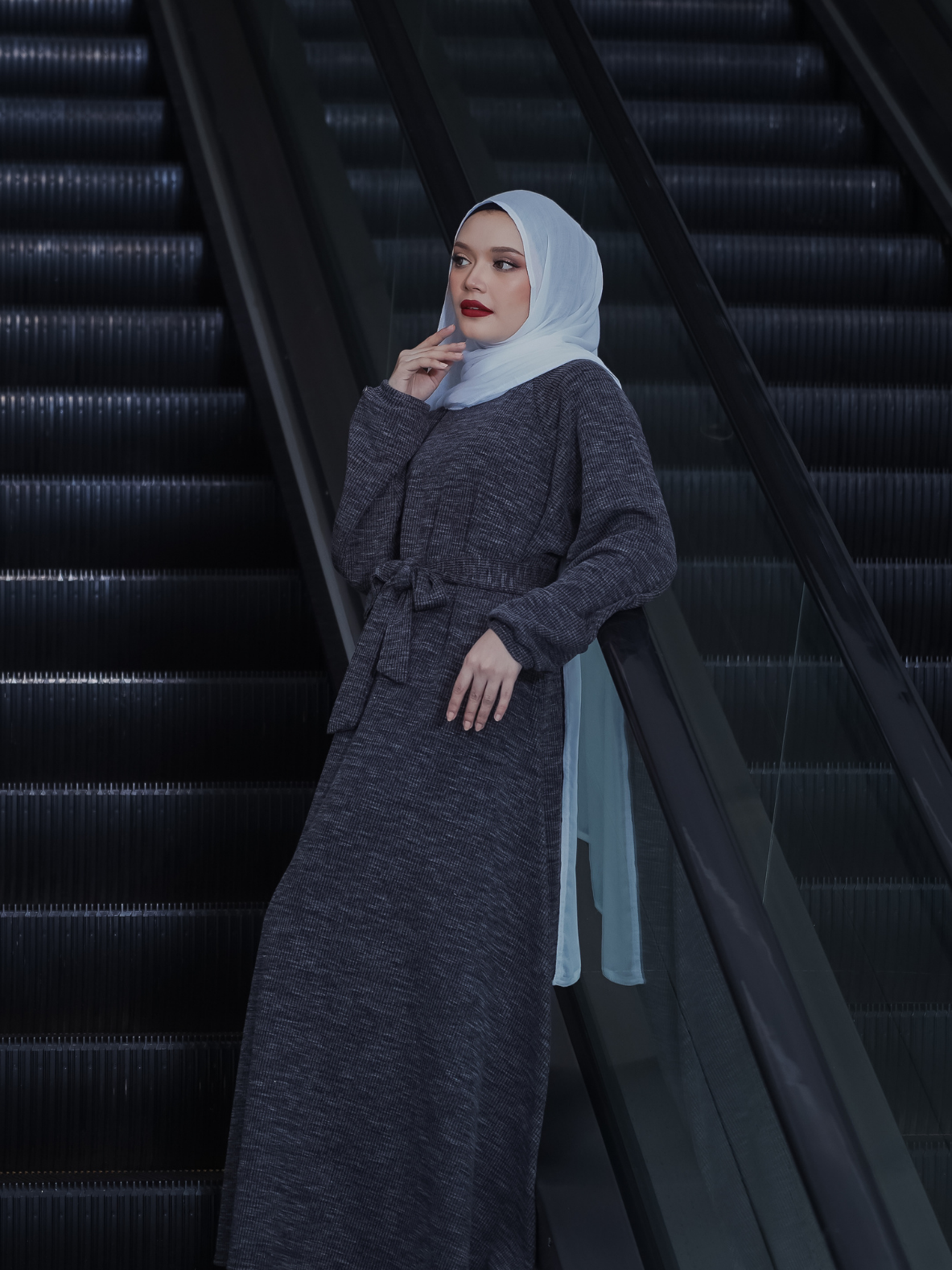 Ribbed Sweaterdress in Pitch-Dark