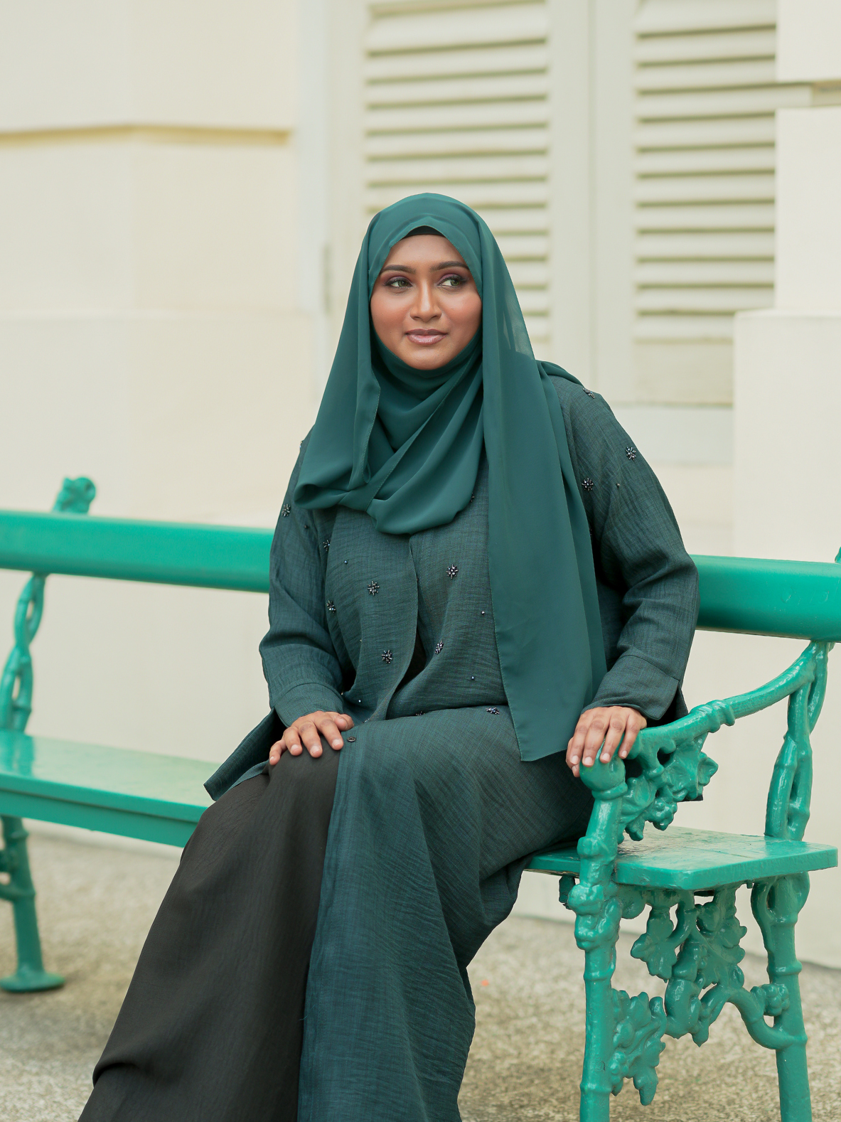 Grace Abaya in Emerald Green