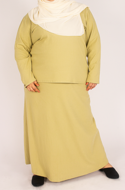 Curve A-Ribbed Skirt