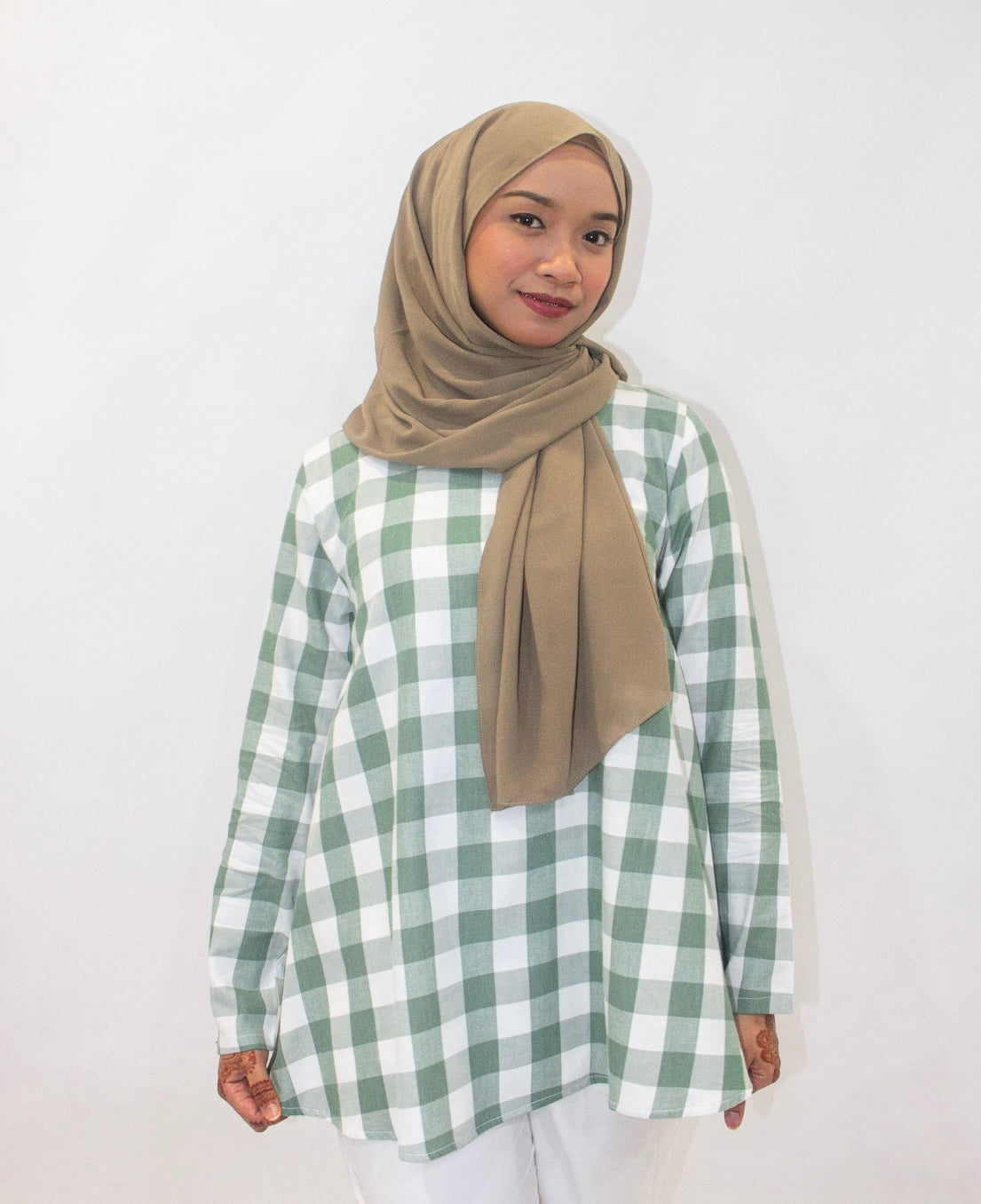Checkered Wide Top