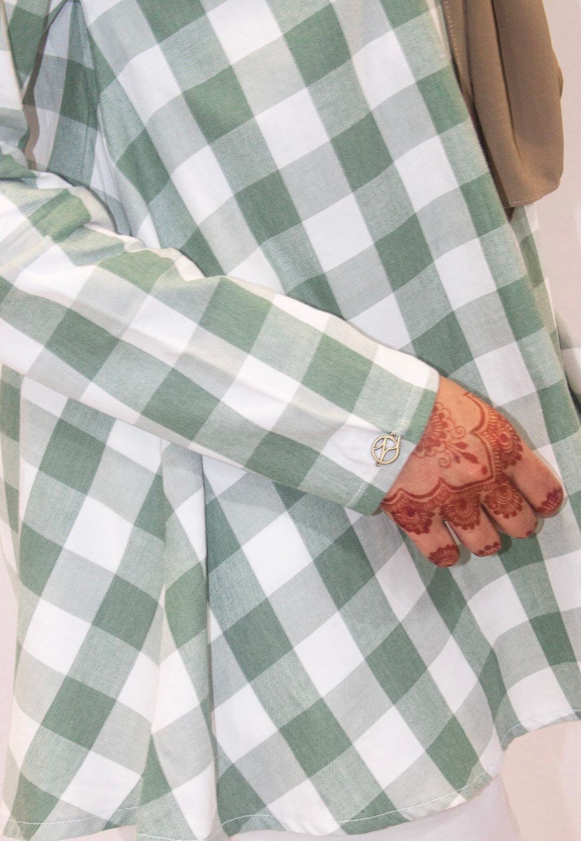 Checkered Wide Top