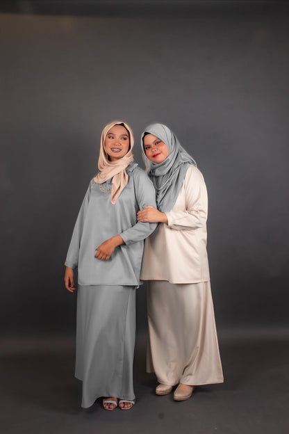 Curve Baju Kurung Top in Sea-Salt