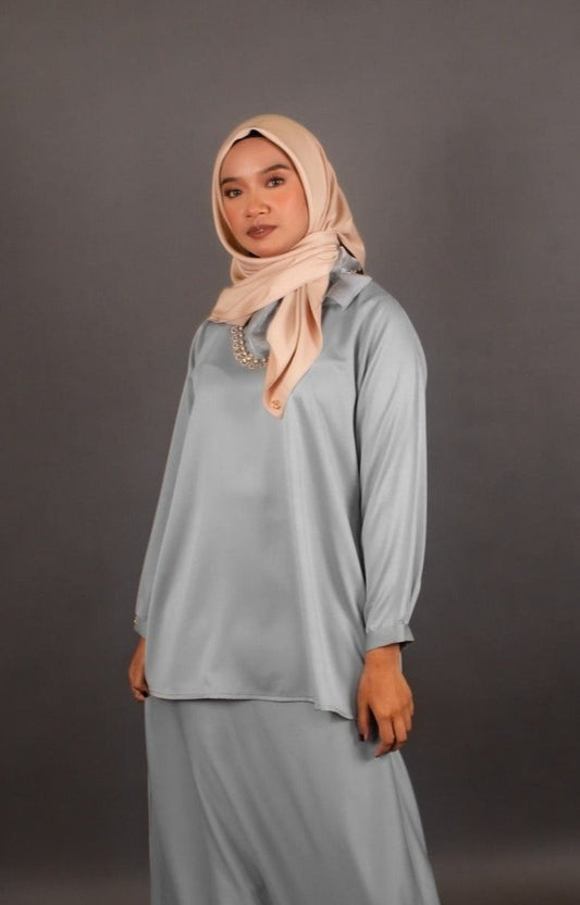 Curve Baju Kurung Top in Sea-Salt