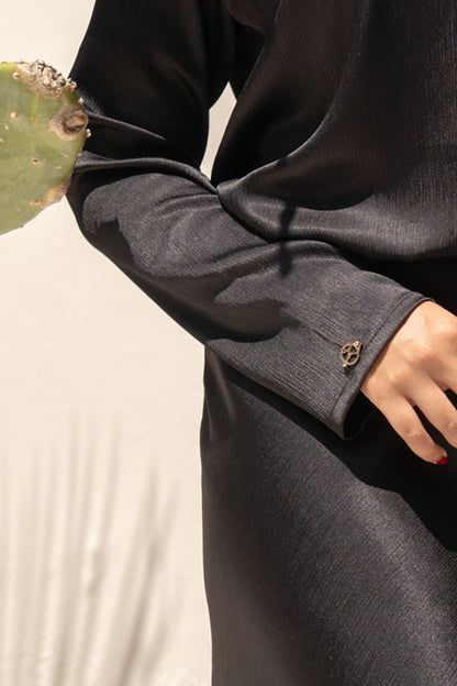 Slim Blouse in Misty Black